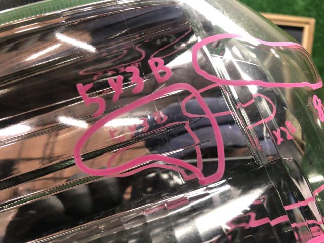 アクティ EBD-HA9 右ヘッドランプＡＳＳＹ 33100-TP8-J02 自社品番260175 NH578