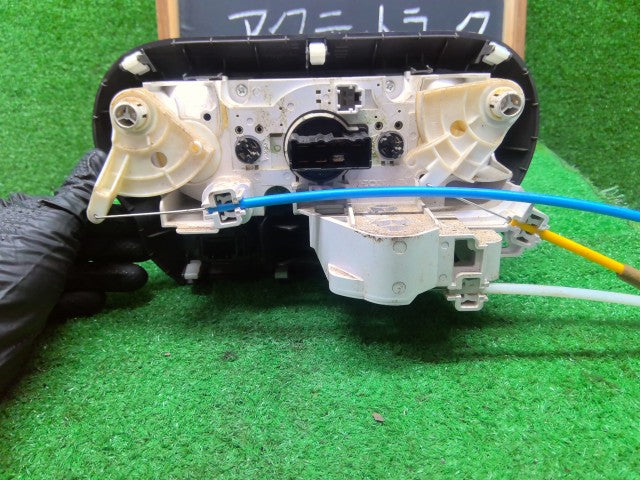 アクティ EBD-HA9 ＡＣ エアコン スイッチパネル 79510-TP8-003ZA 自社品番260175 NH578