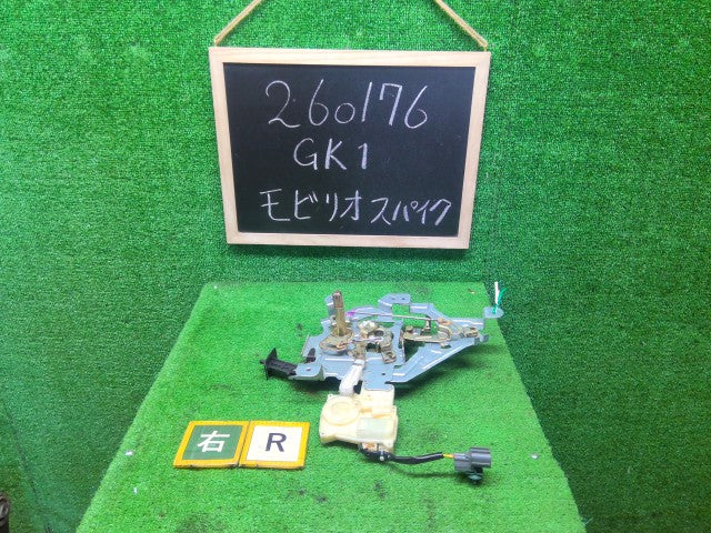【中古】モビリオスパイク LA-GK1 右リアドアロックソレノイド 72622-SEY-003