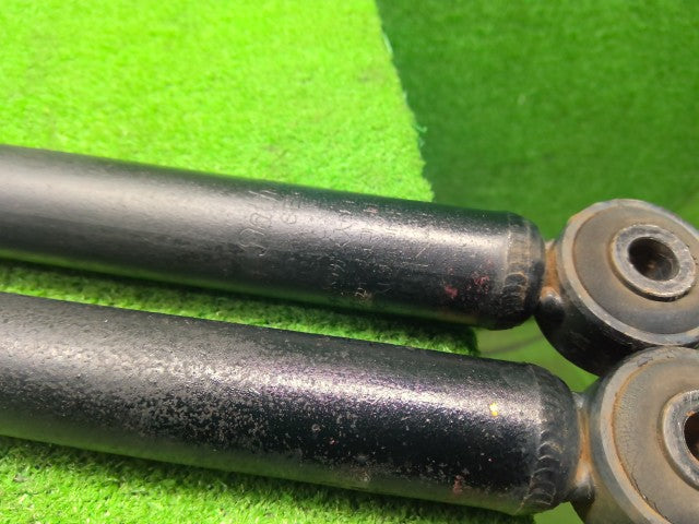 【中古】タント DBA-LA610S リアストラット アブソーバー