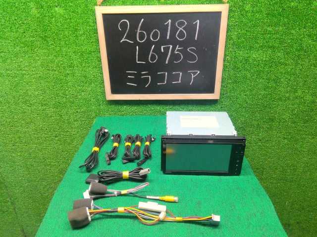 【中古】ミラココア DBA-L675S カーナビゲーション パナソニック