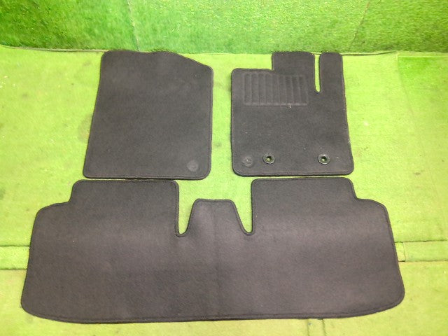 【中古】ミラココア DBA-L675S フロアマット