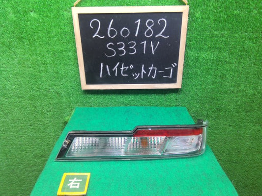 ハイゼット 右テールランプ 3BD-S331V 81551-B5080-