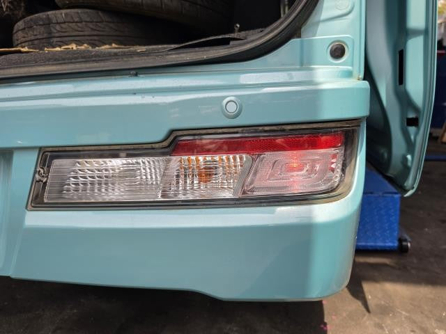 ハイゼット 右テールランプ 3BD-S331V 81551-B5080-