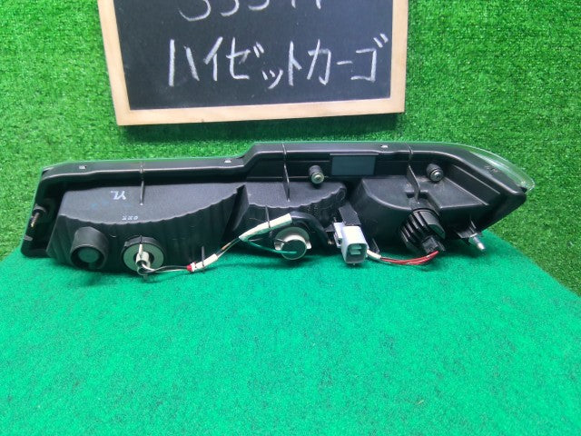 ハイゼット 左テールランプ 3BD-S331V 81561-B5080-