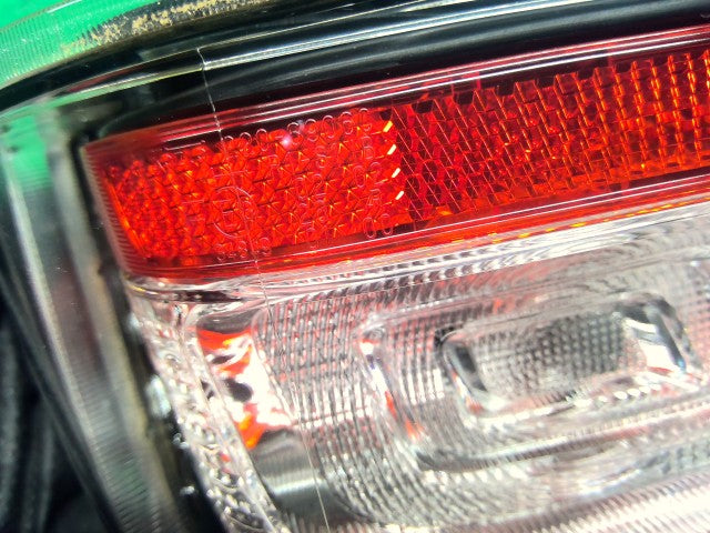 ハイゼット 左テールランプ 3BD-S331V 81561-B5080-