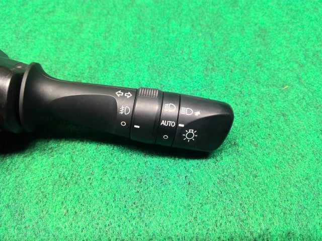 ハイゼット ライトスイッチ 3BD-S331V 84140-B5110-