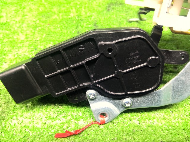 ハイゼット 左Ｆドアロックソレノイド 3BD-S331V 69304-B5020-