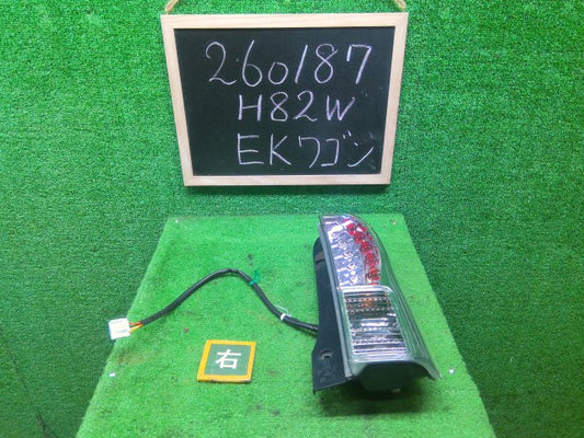 【中古】ｅＫワゴン DBA-H82W 右テールランプ 8331A048