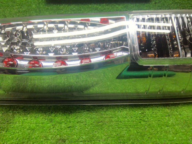 【中古】ｅＫワゴン DBA-H82W 左テールランプ 8331A047