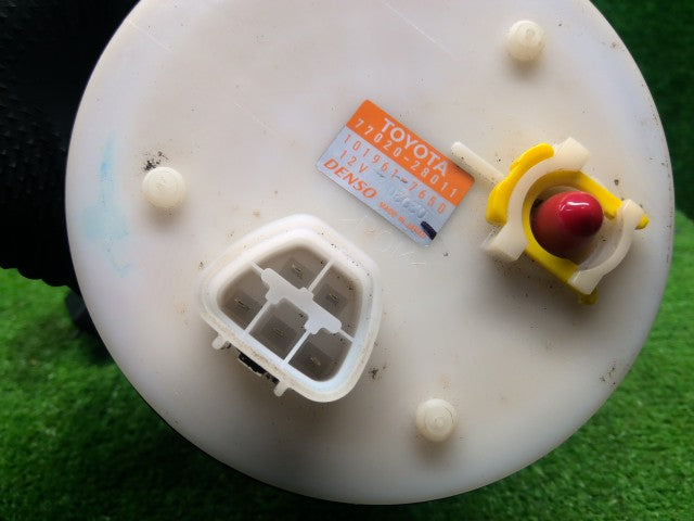 【中古】アルファード CBA-ANH10W フューエルポンプ 23221-28020