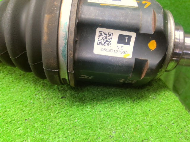【中古】アルファード CBA-ANH10W 左フロントドライブシャフト 43420-28030