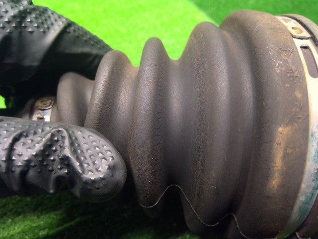 【中古】アルファード CBA-ANH10W 左フロントドライブシャフト 43420-28030