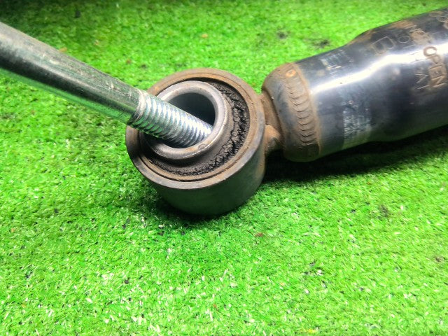 【中古】アルファード CBA-ANH10W リアショック・アブソーバーセット 48531-59015