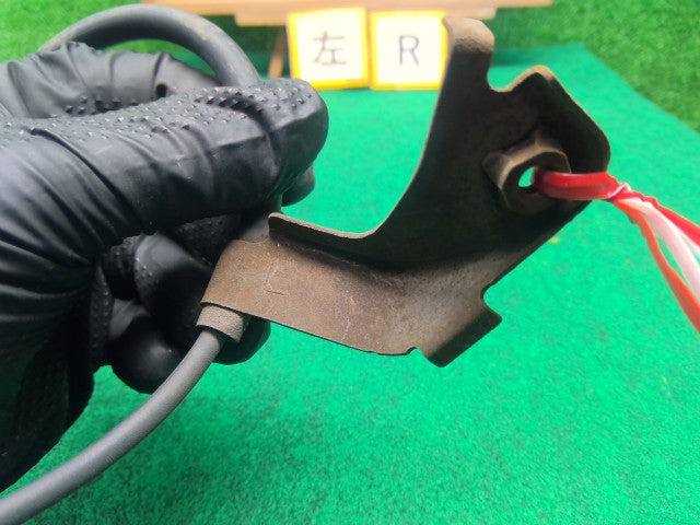 【中古】アルファード CBA-ANH10W ＡＢＳセンサー 左リア用