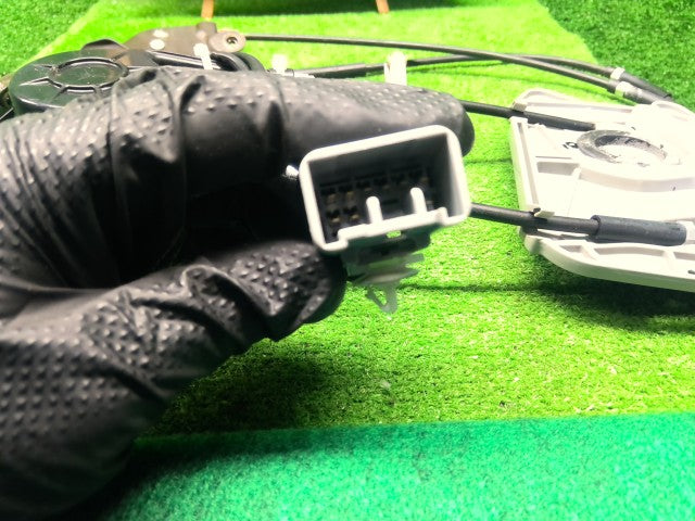 【中古】アルファード CBA-ANH10W 左パワースライドドアモーター 85006-58012