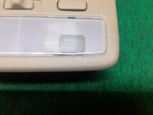【中古】アルファード CBA-ANH10W ルームランプ 81260-58010-A0