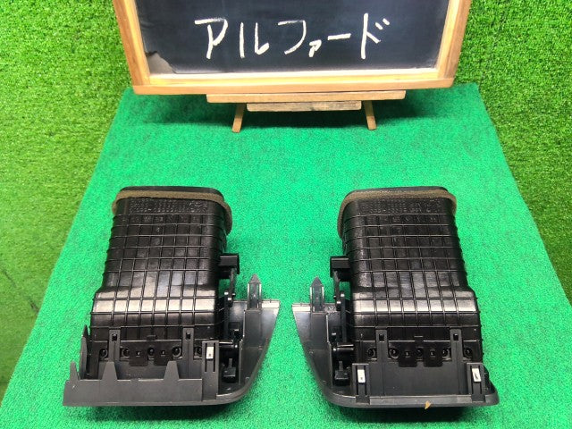 【中古】アルファード CBA-ANH10W エアコン吹き出し口 55660-58010-E0