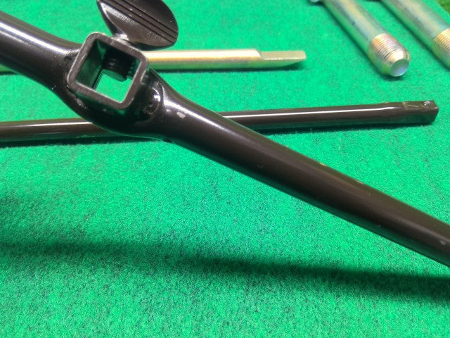 【中古】アルファード CBA-ANH10W 車載工具