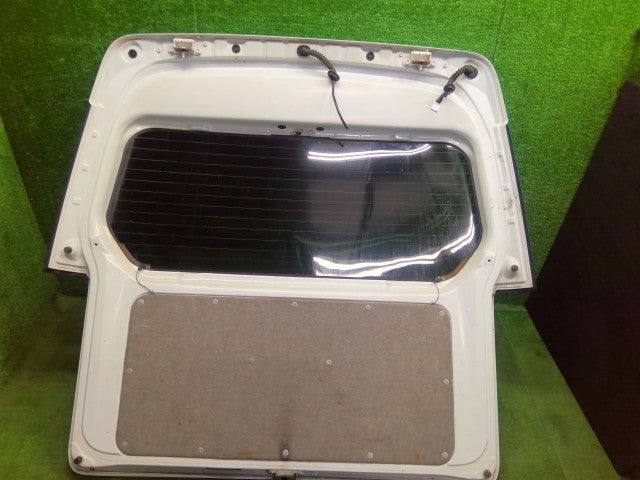 【中古】エブリィ ABA-DA64W バックドアＡＳＳＹ 69100-68H81