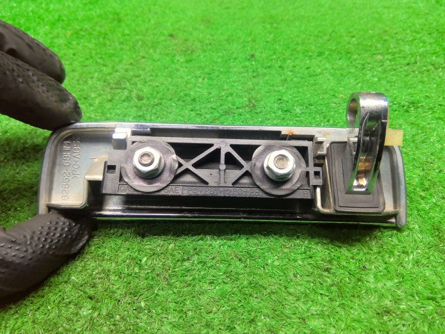 【中古】エブリィ ABA-DA64W バックドア用 アウターハンドル