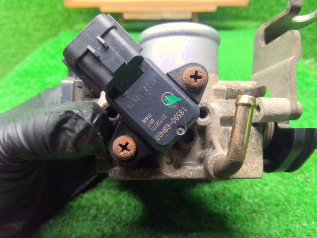 【中古】エブリィ ABA-DA64W スロットルボディ 13400-68HV0