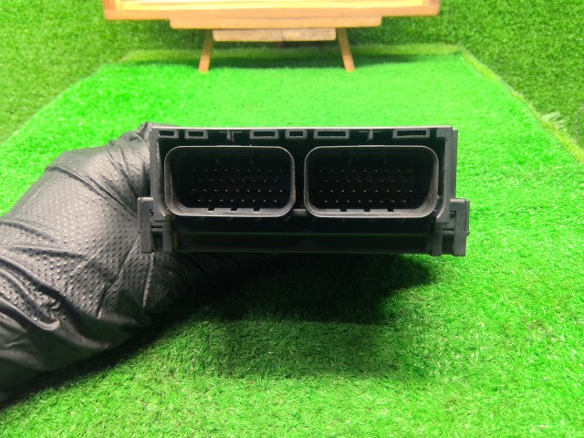 【中古】エブリィ ABA-DA64W エンジンコンピューター 33920-68H53