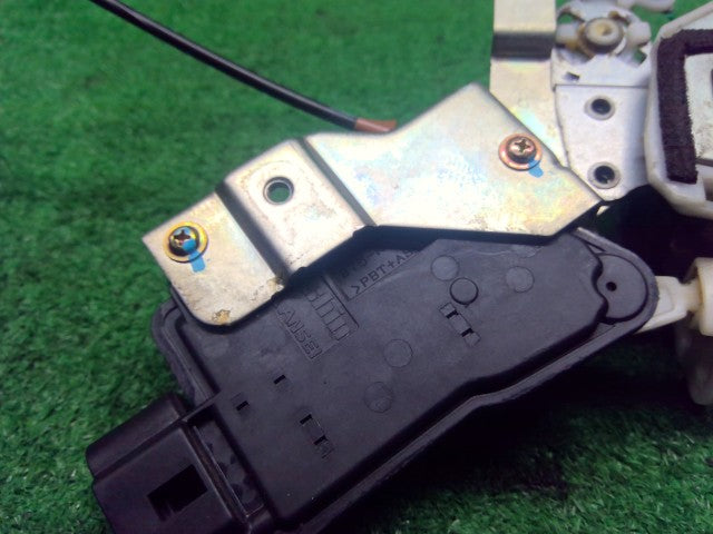 【中古】エブリィ ABA-DA64W 右 フロント