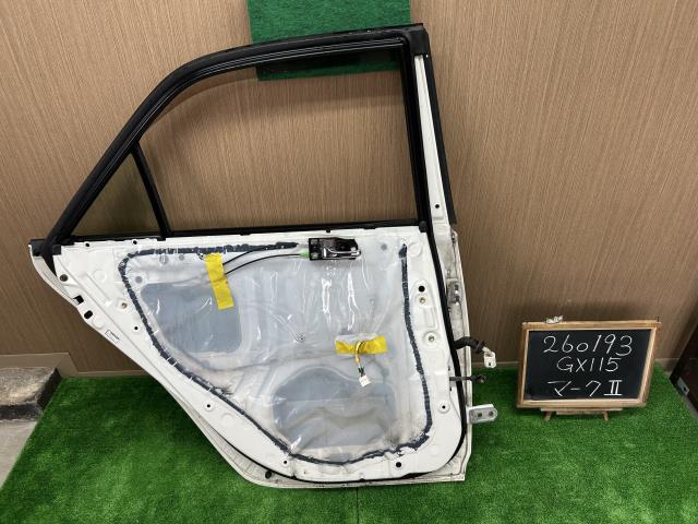 【中古】マーク2 TA-GX115 左リアドア 67004-22410