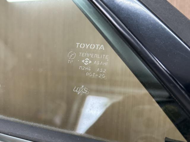 【中古】マーク2 TA-GX115 左リアドア 67004-22410