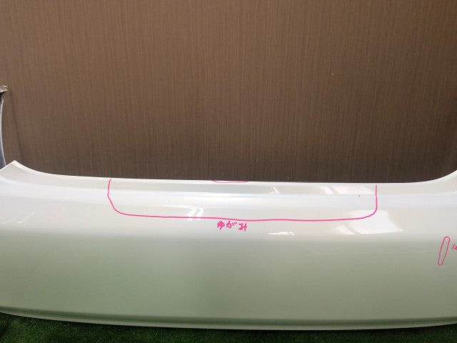 【中古】マーク2 TA-GX115 リアバンパー 52159-22670-A1