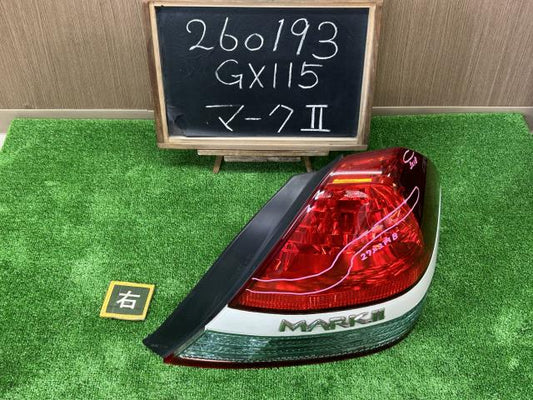 【中古】マーク2 TA-GX115 右テールランプ 右ブレーキランプ