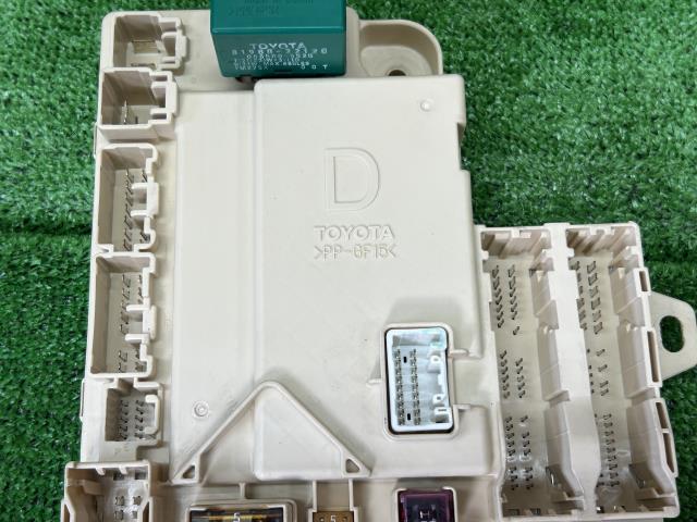 【中古】マーク2 TA-GX115 ジャンクションブロック ヒューズボックス
