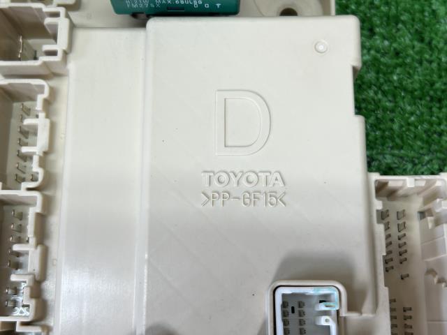 【中古】マーク2 TA-GX115 ジャンクションブロック ヒューズボックス