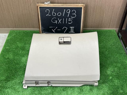 【中古】マーク2 TA-GX115 グローブＢＯＸ 55550-22190-A0