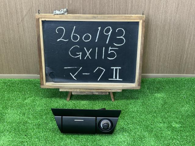 【中古】マーク2 TA-GX115 灰皿 アッシュトレイ
