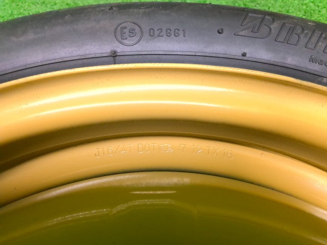 【中古】アクア DAA-NHP10 テンパー スペアー