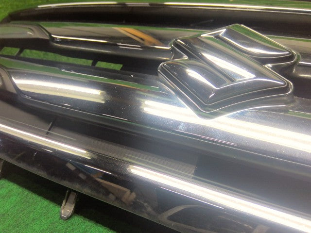 【中古】ワゴンＲ DAA-MH44S ラジエータグリル 71741-85P10-A1D