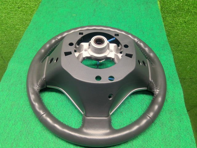 【中古】ワゴンＲ DAA-MH44S ステアリングホイール 48110-81M70-GCY