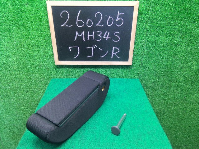 【中古】ワゴンＲ DBA-MH34S アームレスト 85501-72M10-AMB