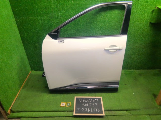 【中古】エクストレイル 6AA-SNT33 左フロントドアＡＳＳＹ H010A-6RAMA