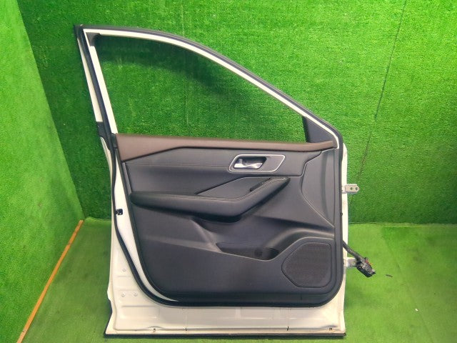 【中古】エクストレイル 6AA-SNT33 左フロントドアＡＳＳＹ H010A-6RAMA