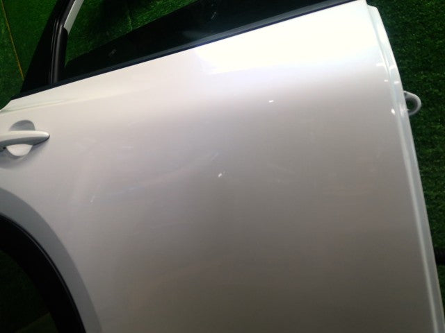 【中古】エクストレイル 6AA-SNT33 右リアドアＡＳＳＹ H210M-6RAAA