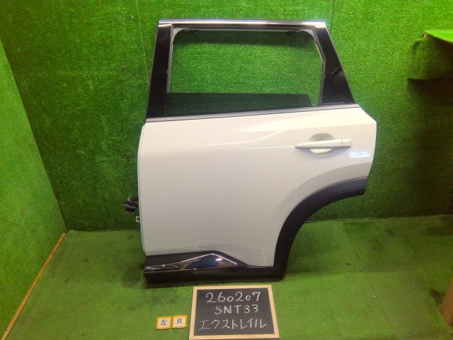【中古】エクストレイル 6AA-SNT33 左リアドアＡＳＳＹ H210A-6RAAA