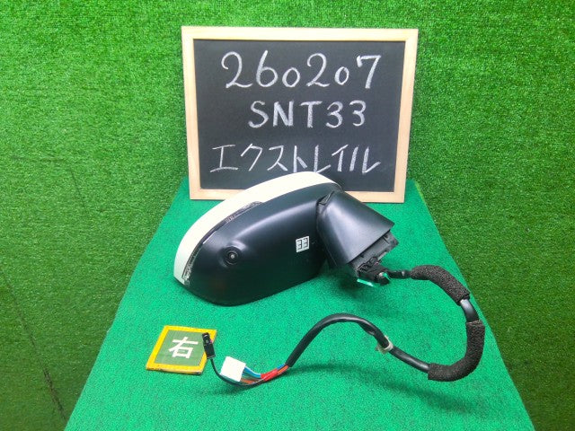 【中古】エクストレイル 6AA-SNT33 右サイドミラー 96301-6RD4B