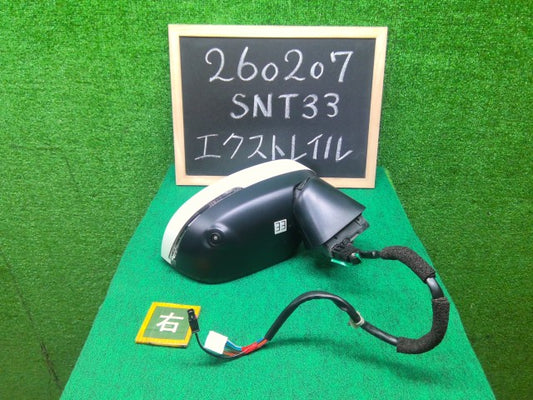 【中古】エクストレイル 6AA-SNT33 右サイドミラー 96301-6RD4B