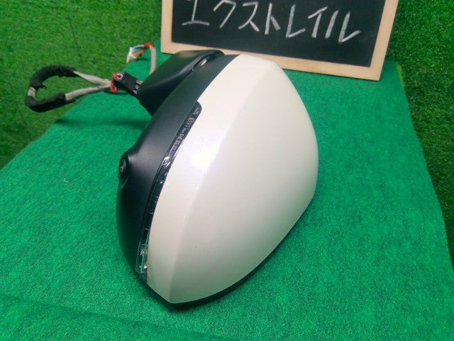 【中古】エクストレイル 6AA-SNT33 左サイドミラー 96302-6RD4B