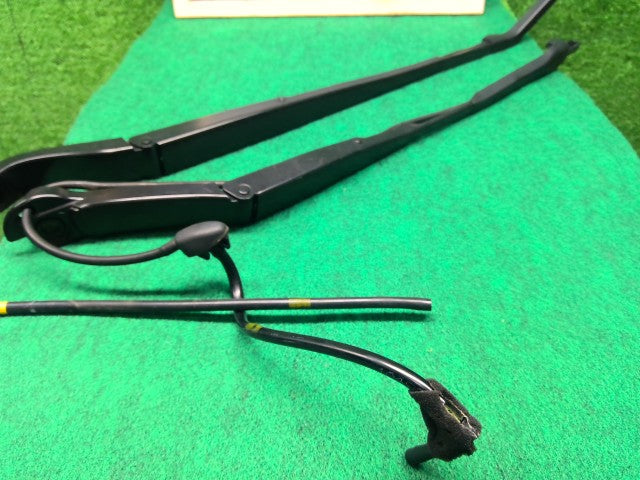 【中古】エクストレイル 6AA-SNT33 ワイパーアーム 28886-6RA0A