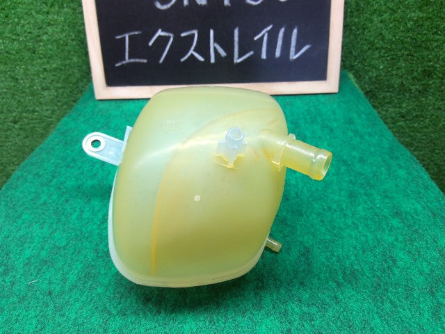 【中古】エクストレイル 6AA-SNT33 ラジエータリザーブタンク 21710-6RS5A