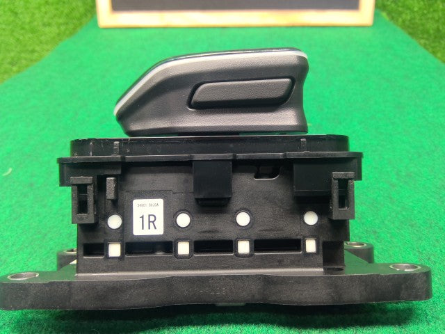【中古】エクストレイル 6AA-SNT33 シフトレバー 34901-6XJ0A